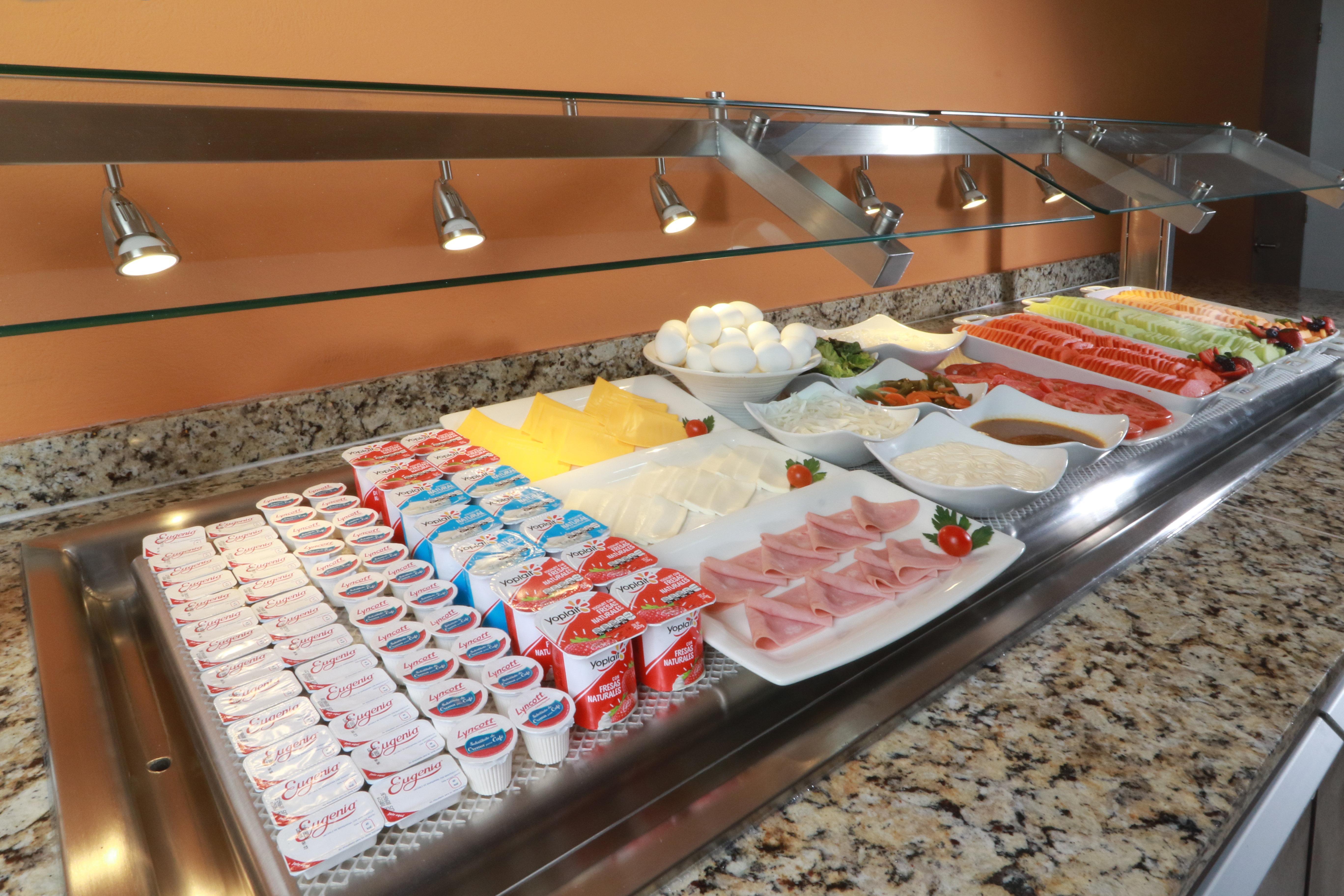Staybridge Suites Guadalajara Expo By Ihg Zapopan Eksteriør billede