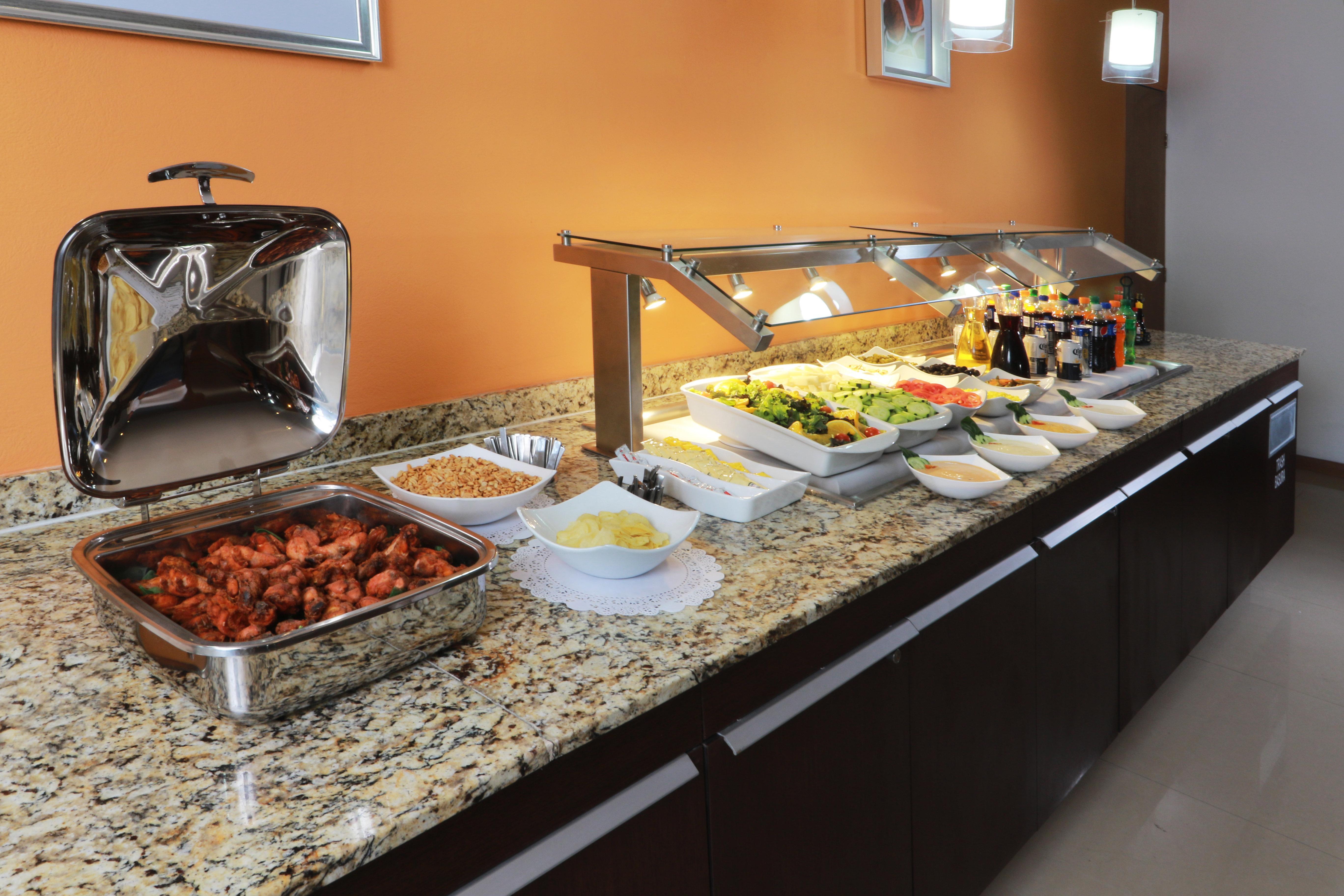Staybridge Suites Guadalajara Expo By Ihg Zapopan Eksteriør billede