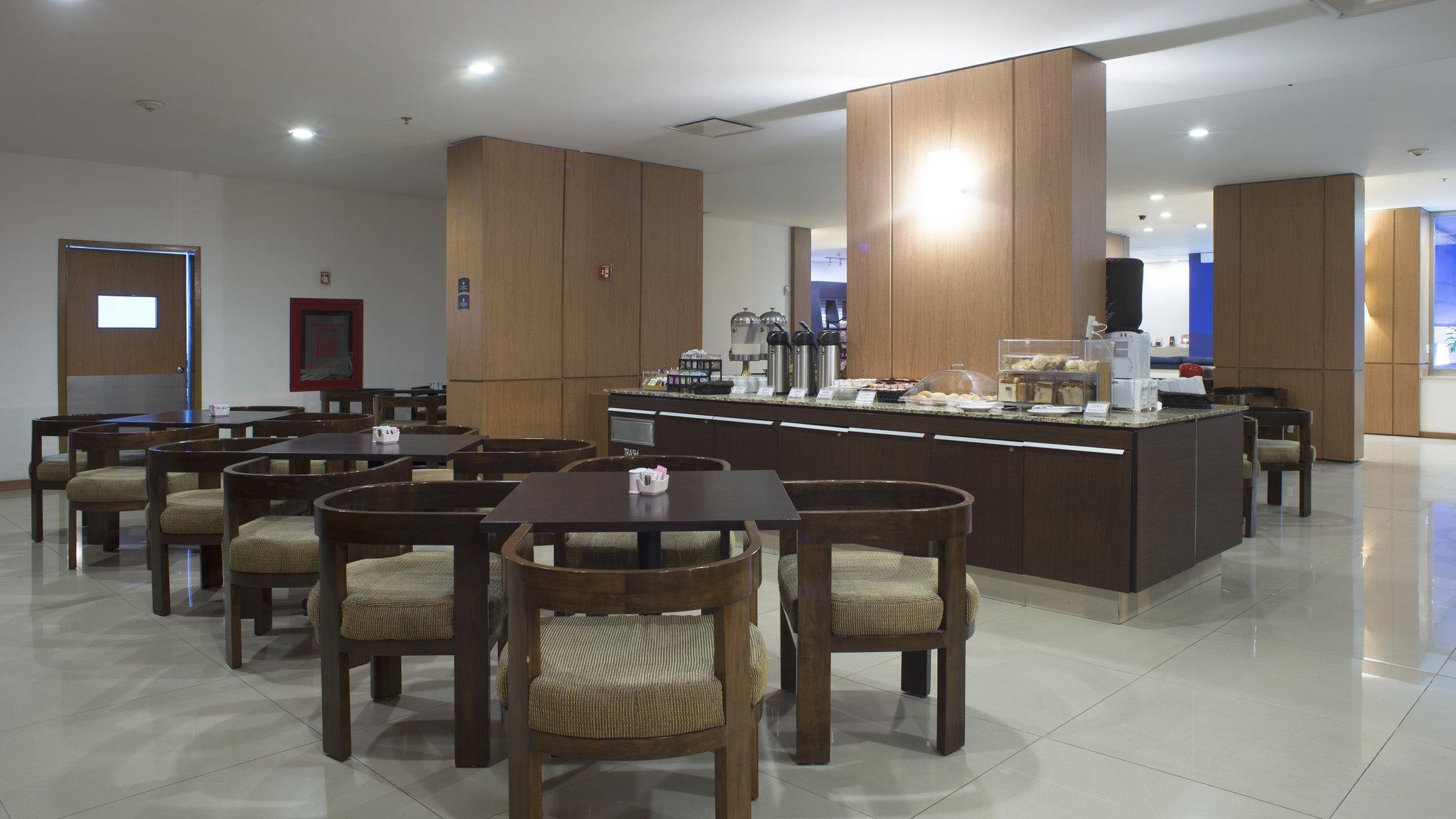 Staybridge Suites Guadalajara Expo By Ihg Zapopan Eksteriør billede