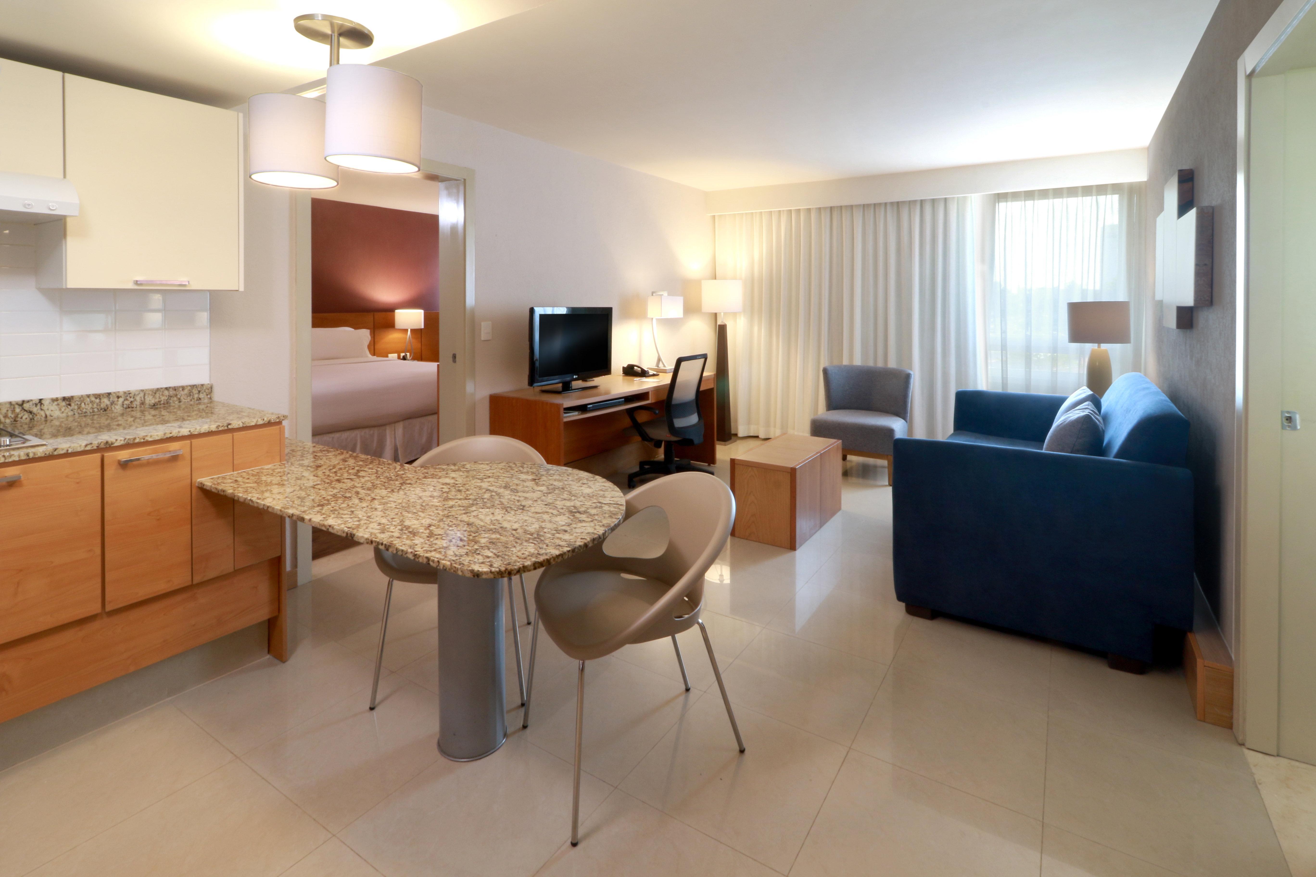Staybridge Suites Guadalajara Expo By Ihg Zapopan Eksteriør billede